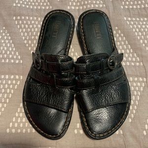 Black Leather Born Sandals. Sz 7